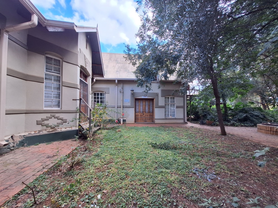 Commercial Property for Sale in Kroondal North West